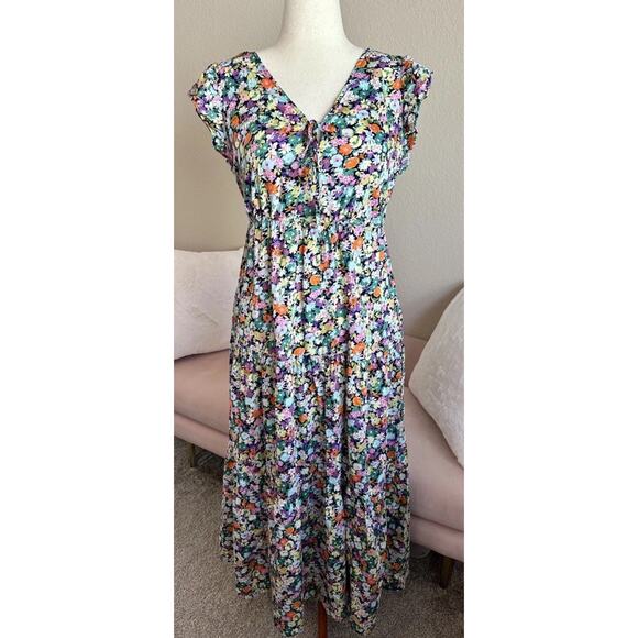 Gap Dresses & Skirts - Gap Cotton Maxi Dress Colorful Floral Keyhole Tie Front Women’s L Cottagecore